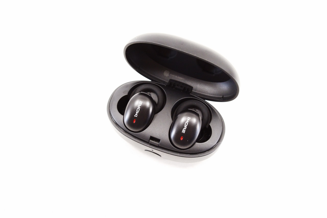 Наушники 1more. 1more stylish true Wireless in-Ear Headphones. 1more наушники беспроводные белые. 1more comfobuds true Wireless. Беспроводные наушники 1more stylish Gold.