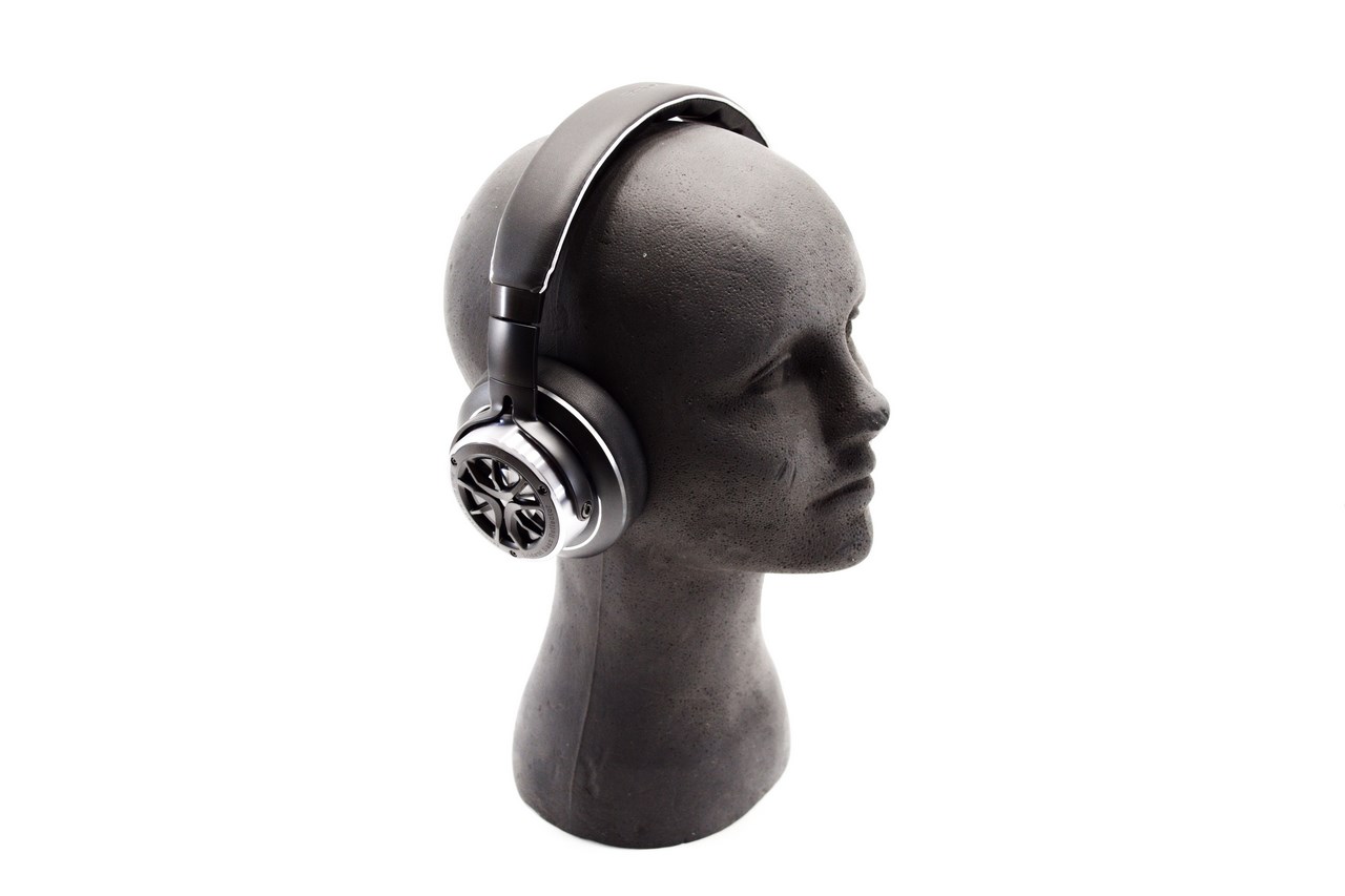 1more triple top over ear