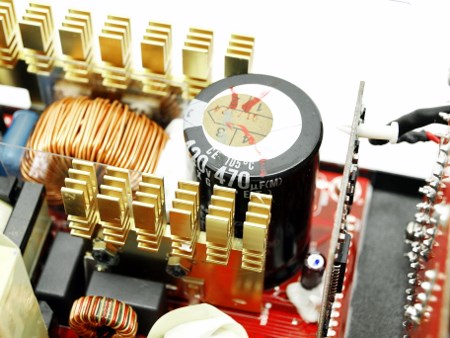 antec edge 750w 19t