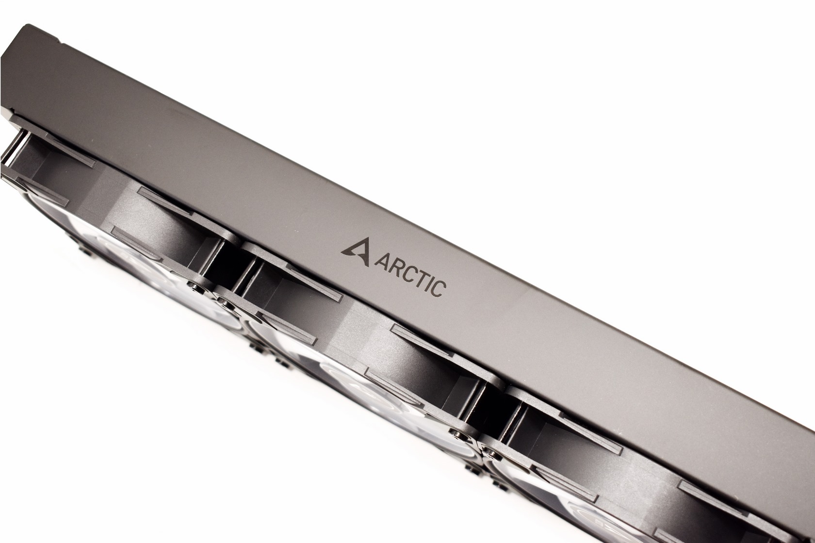 Arctic Liquid Freezer II 360 A-RGB Review