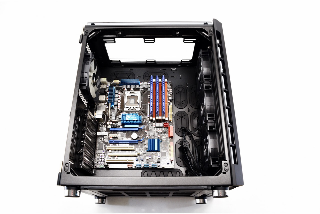 corsair crystal 680x corsair crystal 680x