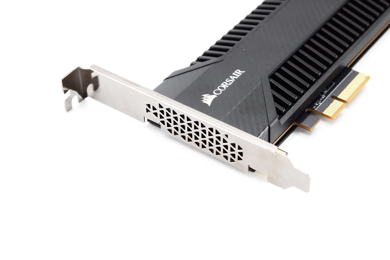 CORSAIR Neutron NX500 NVMe PCIe Gen.3 x4 Add In Card SSD Review