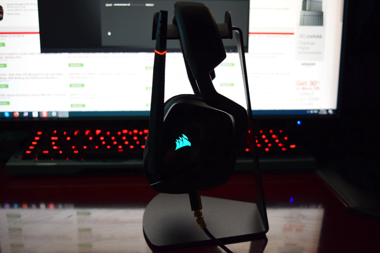 CORSAIR Void RGB Elite Wireless Premium Gaming Headset Review