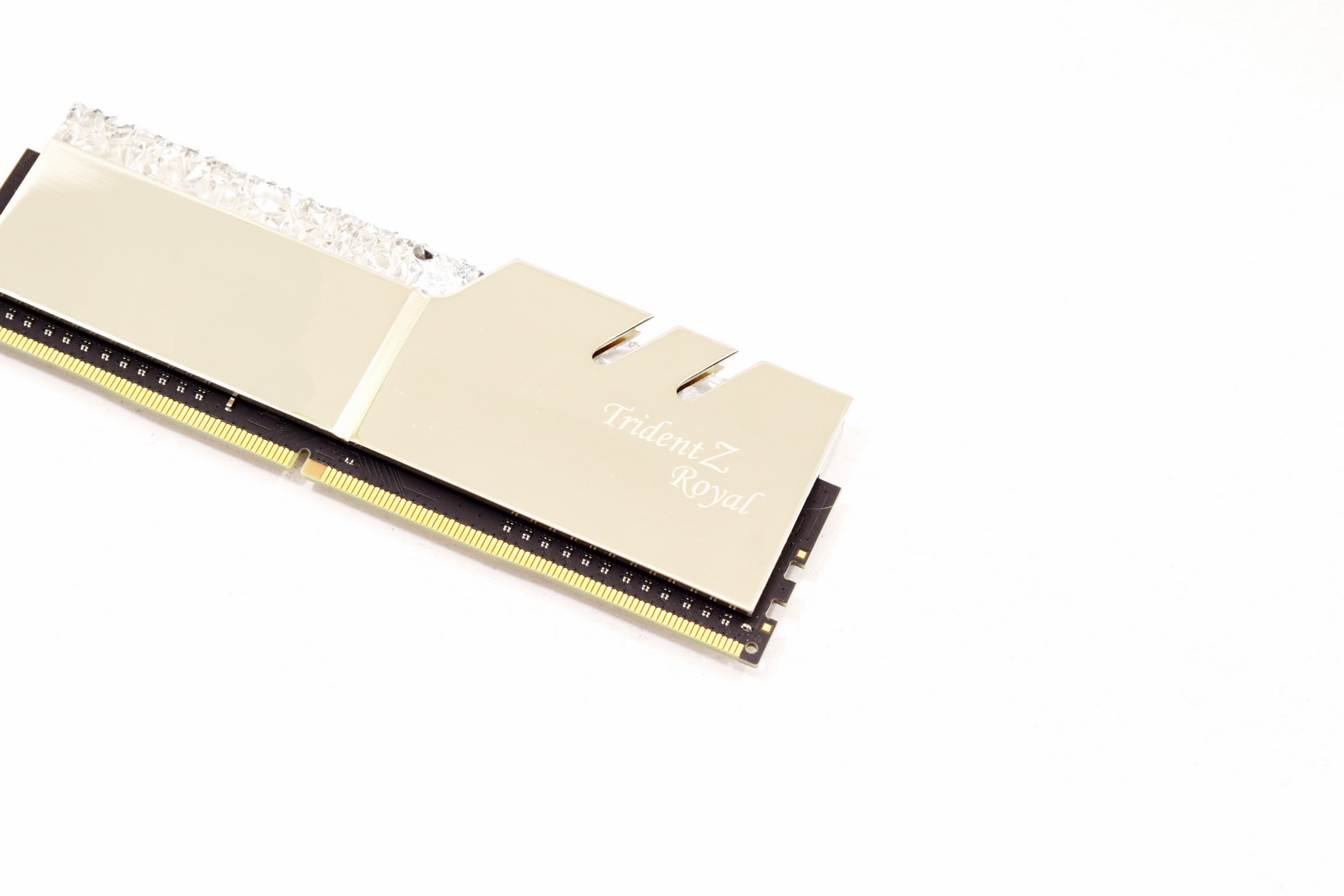 gskill_trident_z_royal_4ghz_re