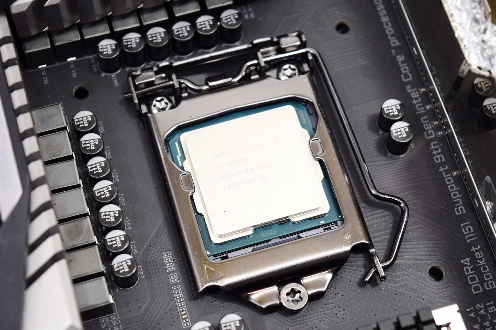 GIGABYTE Z390 Aorus Master Motherboard Review