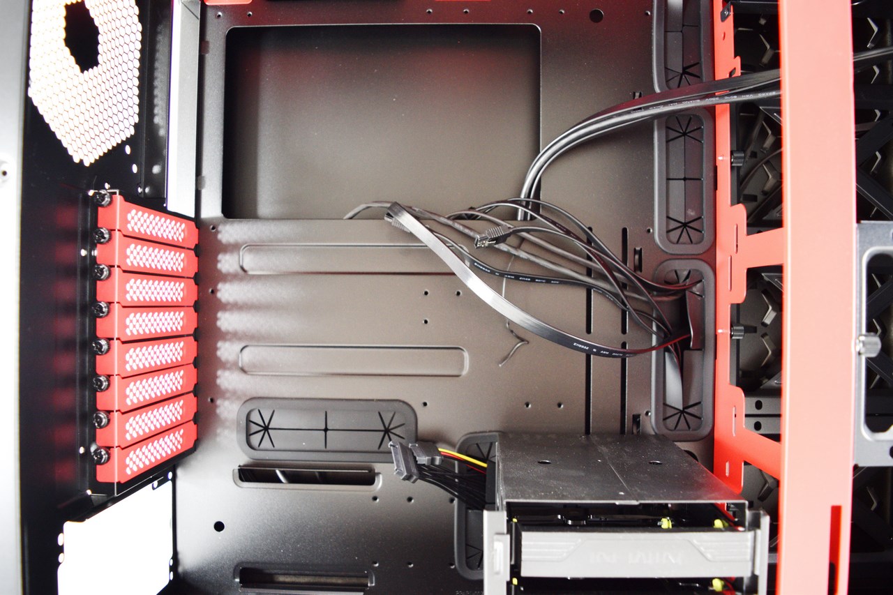 IN WIN 509 ROG Certified E-ATX Chassis Review