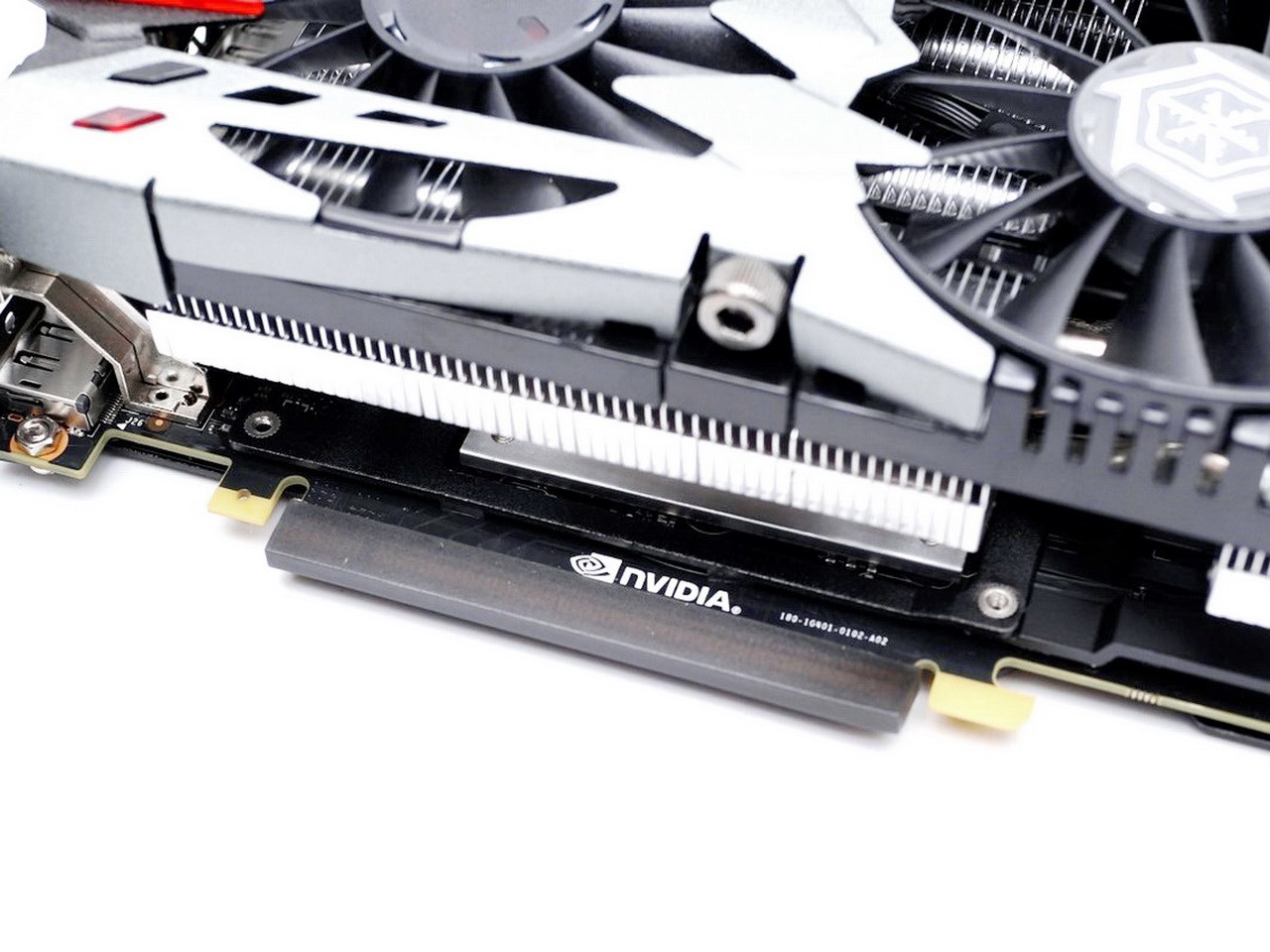 グランド牧場 セレクトセール Inno3D iChill Review Ultra 4GB 980 GTX GeForce グラフィックボード・グラボ・ビデオカード