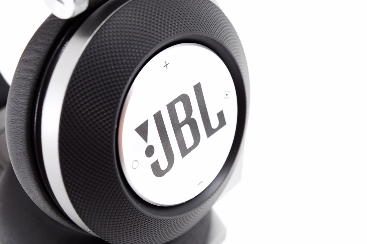 Monk Flawless calligraphy JBL Synchros E50 BT Bluetooth Around-Ear Headphones Review