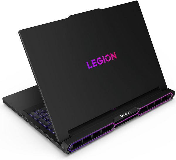 lenovo legion pro 7 16iax10h review b