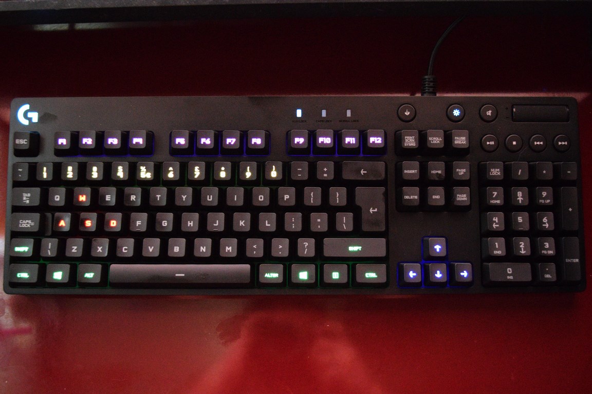 Logitech G810 Orion Spectrum RGB Gaming Keyboard Review