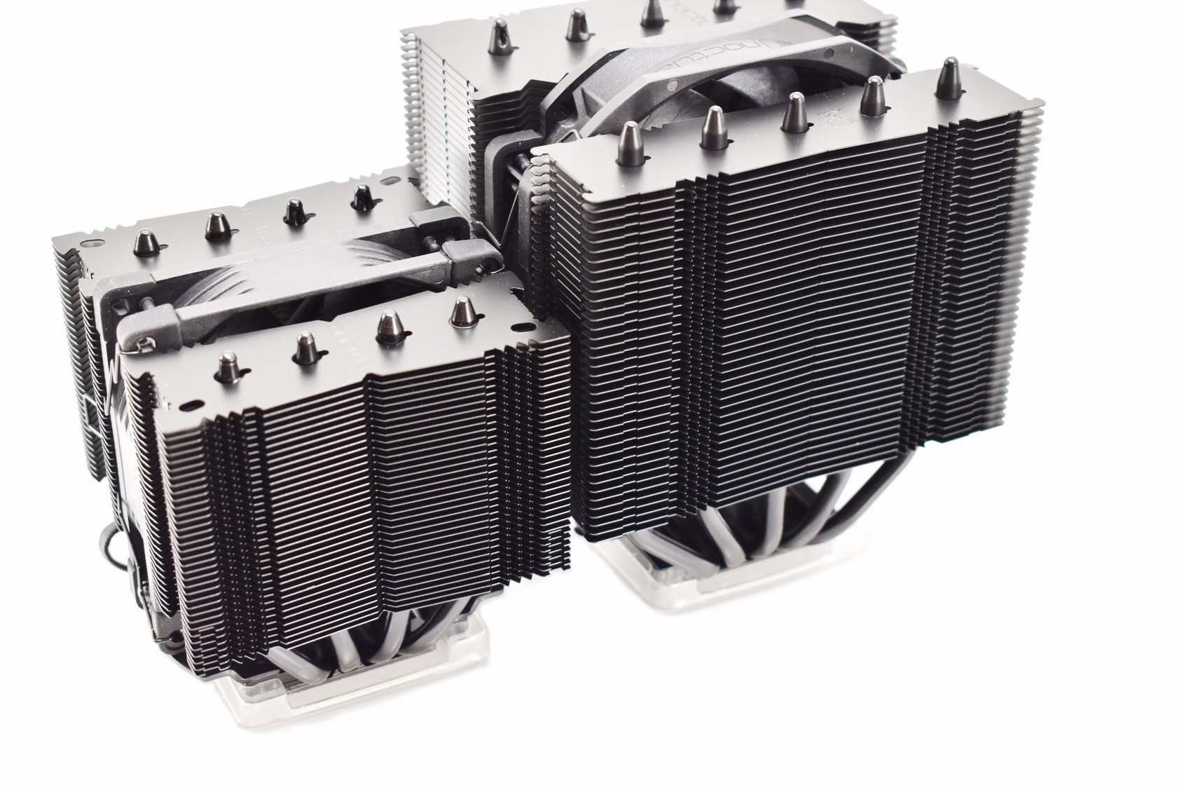 Noctua NH-D9L & NH-D12L chromax.black CPU Coolers Review