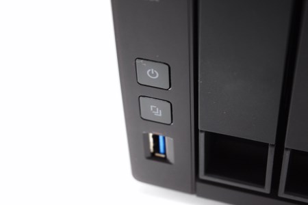 qnap ts 451 plus 8g 12t