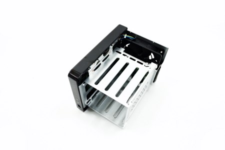 qnap ts 451 plus 8g 21t