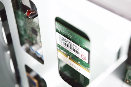 qnap ts 451 plus 8g 23t