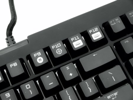 blackwidow ultimate chroma 12t