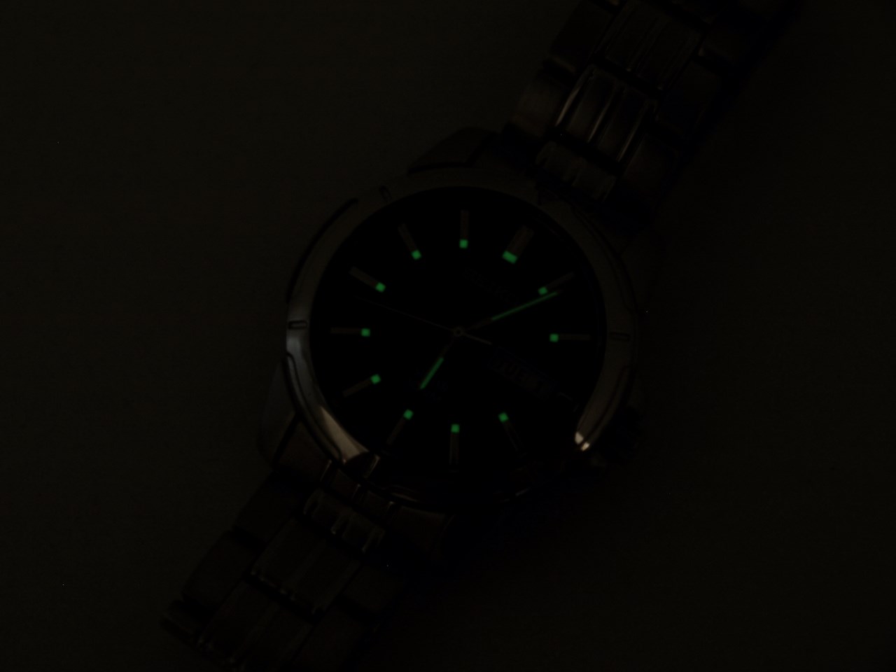 Seiko SNE093P1 Solar Watch Review
