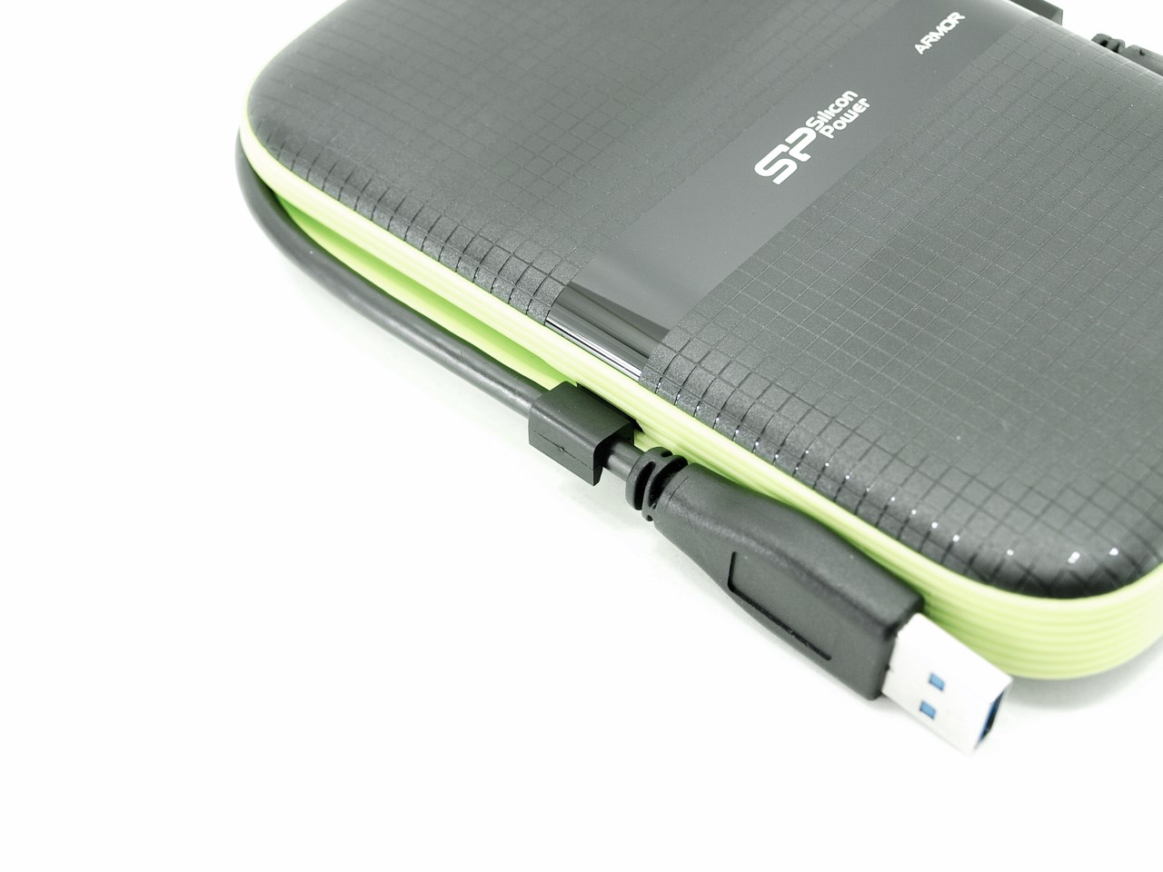Silicon Power Armor A60 2TB USB 3.0 Portable Hard Drive Review Silicon Power Armor A60 2TB USB 3.0 Portable Hard Drive Review