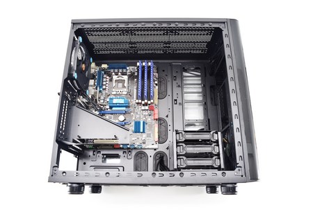 thermaltake view 31 tg 33t