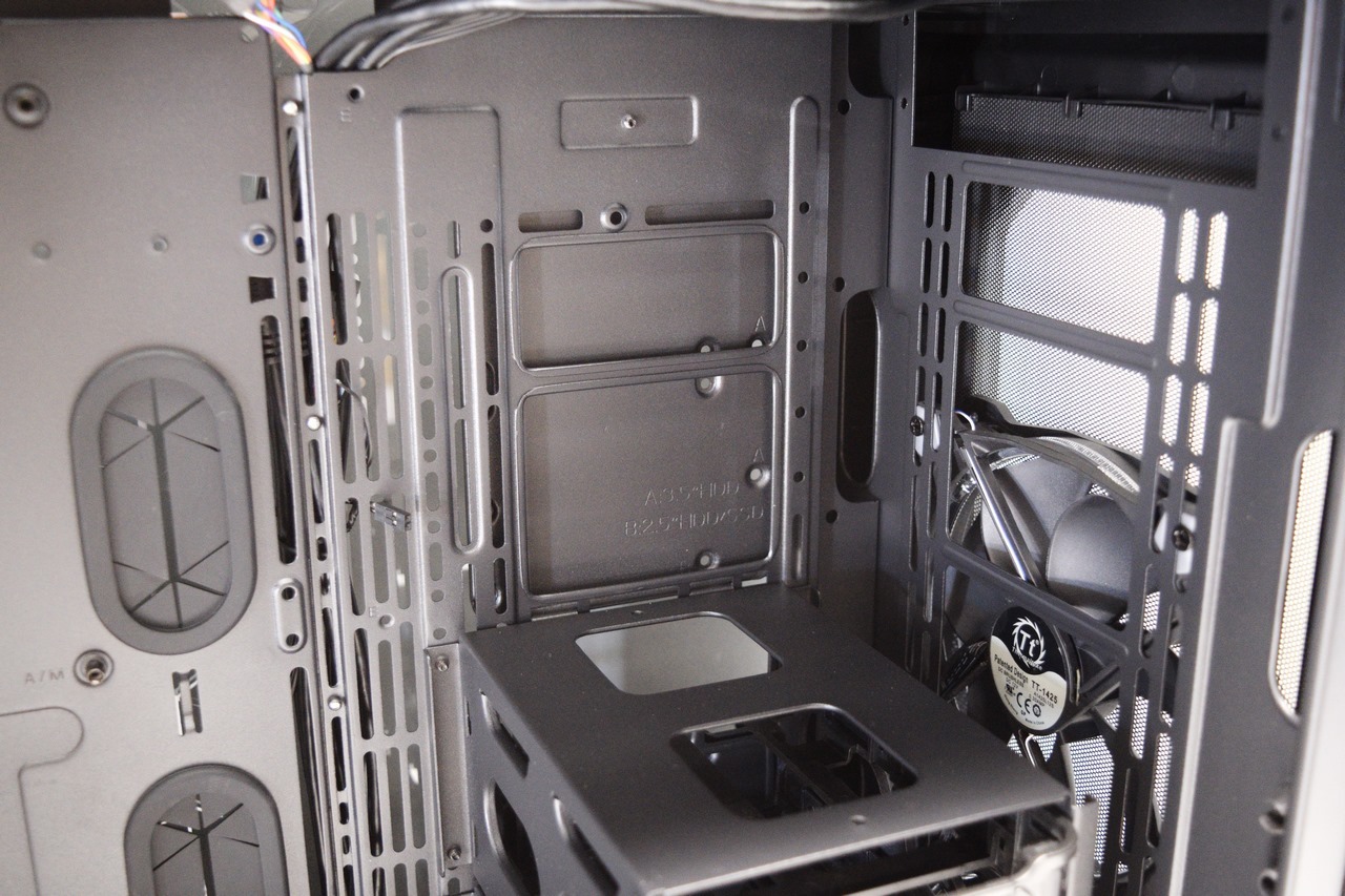 Thermaltake View 71 TG RGB Full Tower Review