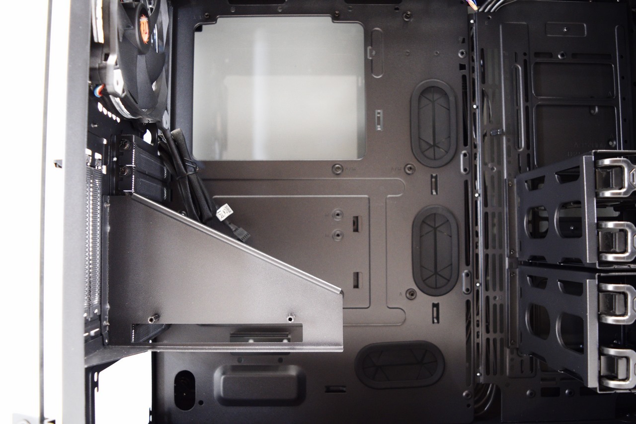 Thermaltake View 71 TG RGB Full Tower Review