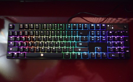 tt esports poseidon z rgb 18t